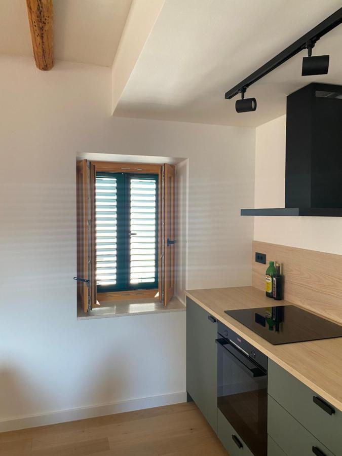 Ancient & Modern Apartment ชิเบนิก ภายนอก รูปภาพ