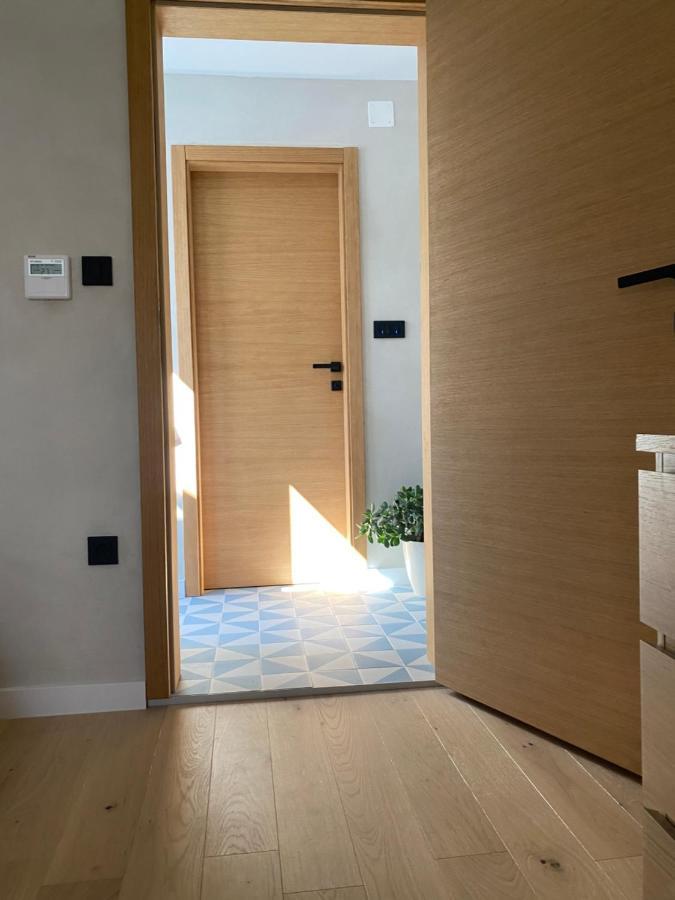 Ancient & Modern Apartment ชิเบนิก ภายนอก รูปภาพ